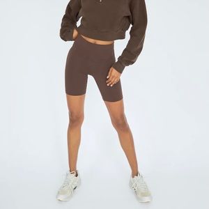 Aritzia TNA Women Short S